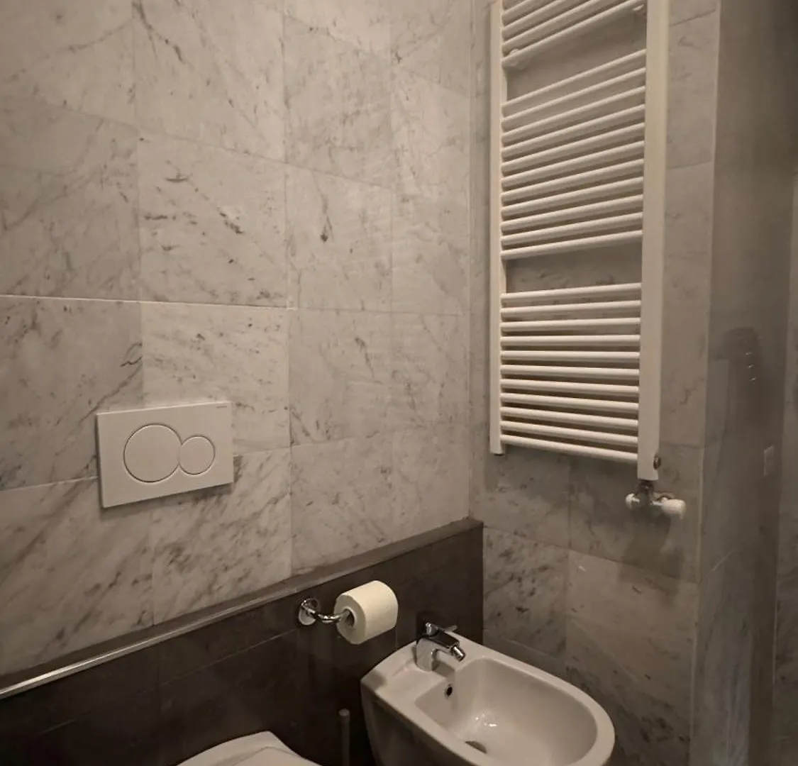 Room Milan 0*,  Italy