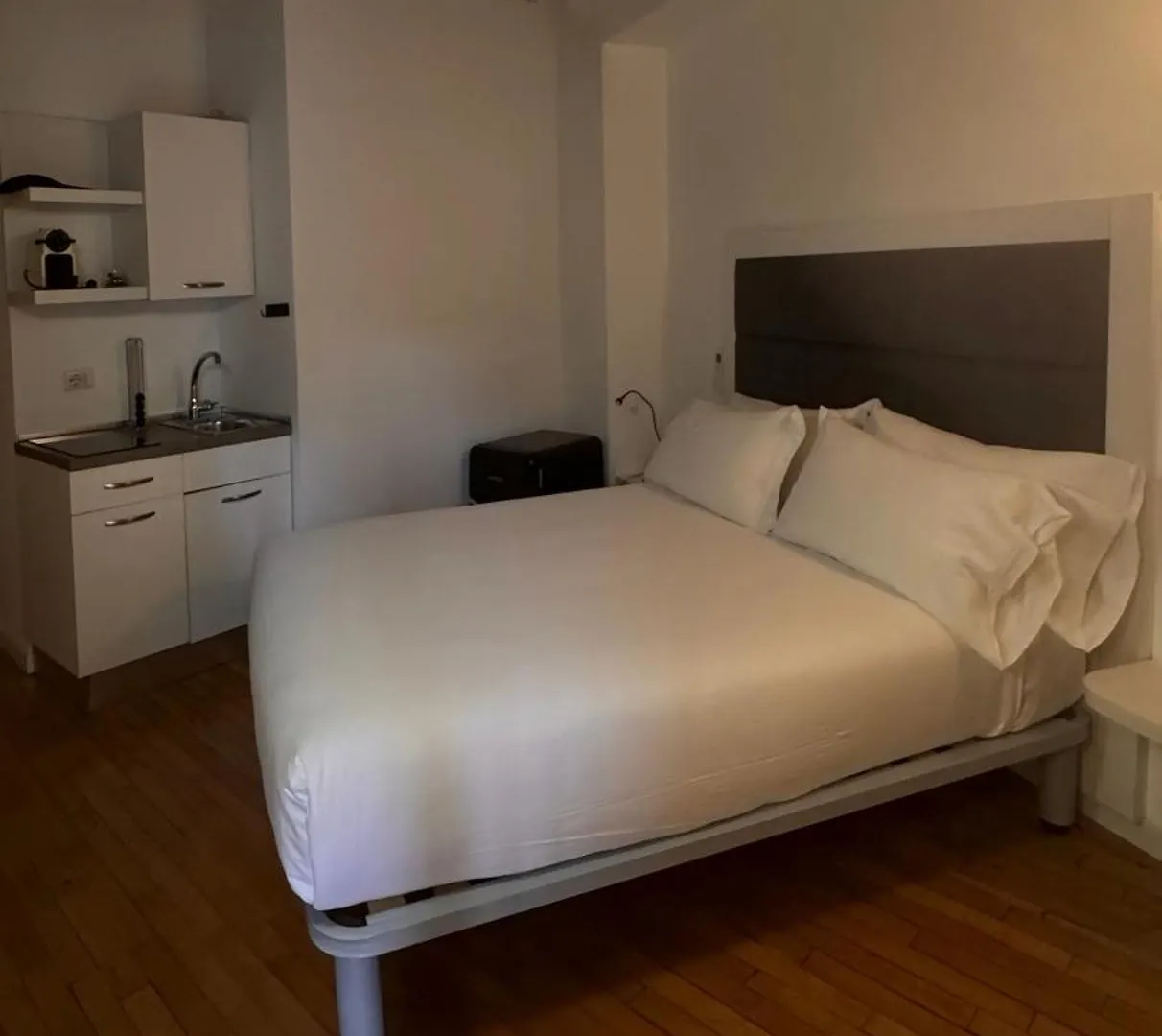 Apartment Room Milan